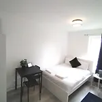 Central London Rooms N1 6Rj