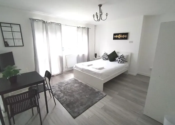 Central London Rooms N1 6Rj